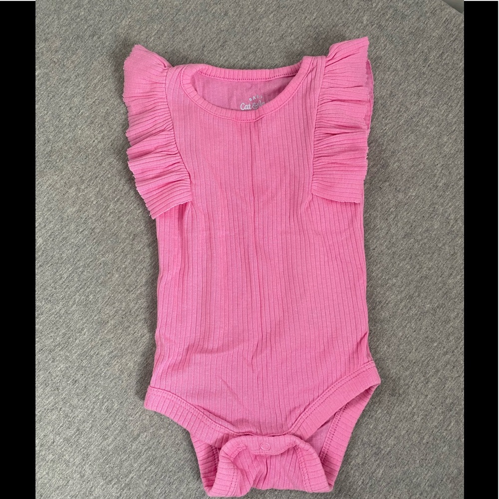 Cat & Jack Girls Onesie - 0-3 mo